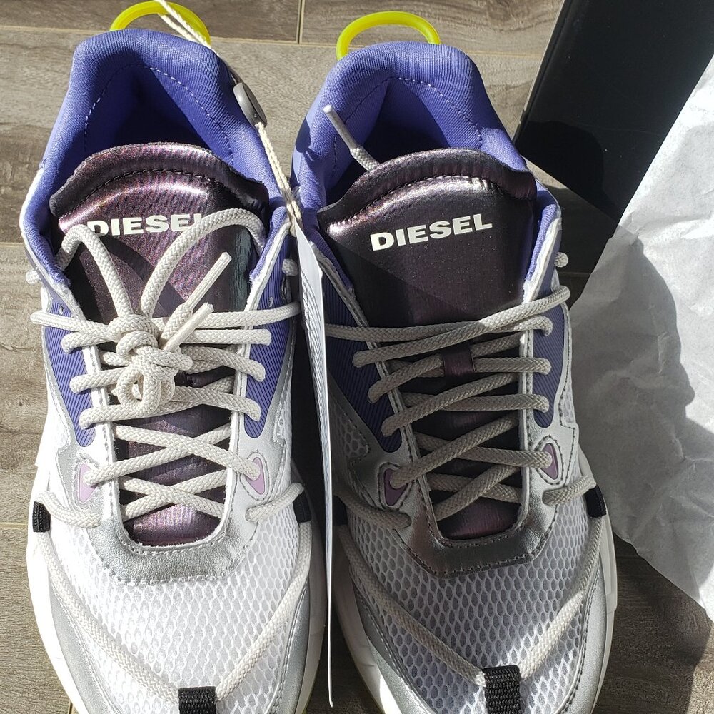 NWT Diesel Serendipity Sneakers US8
